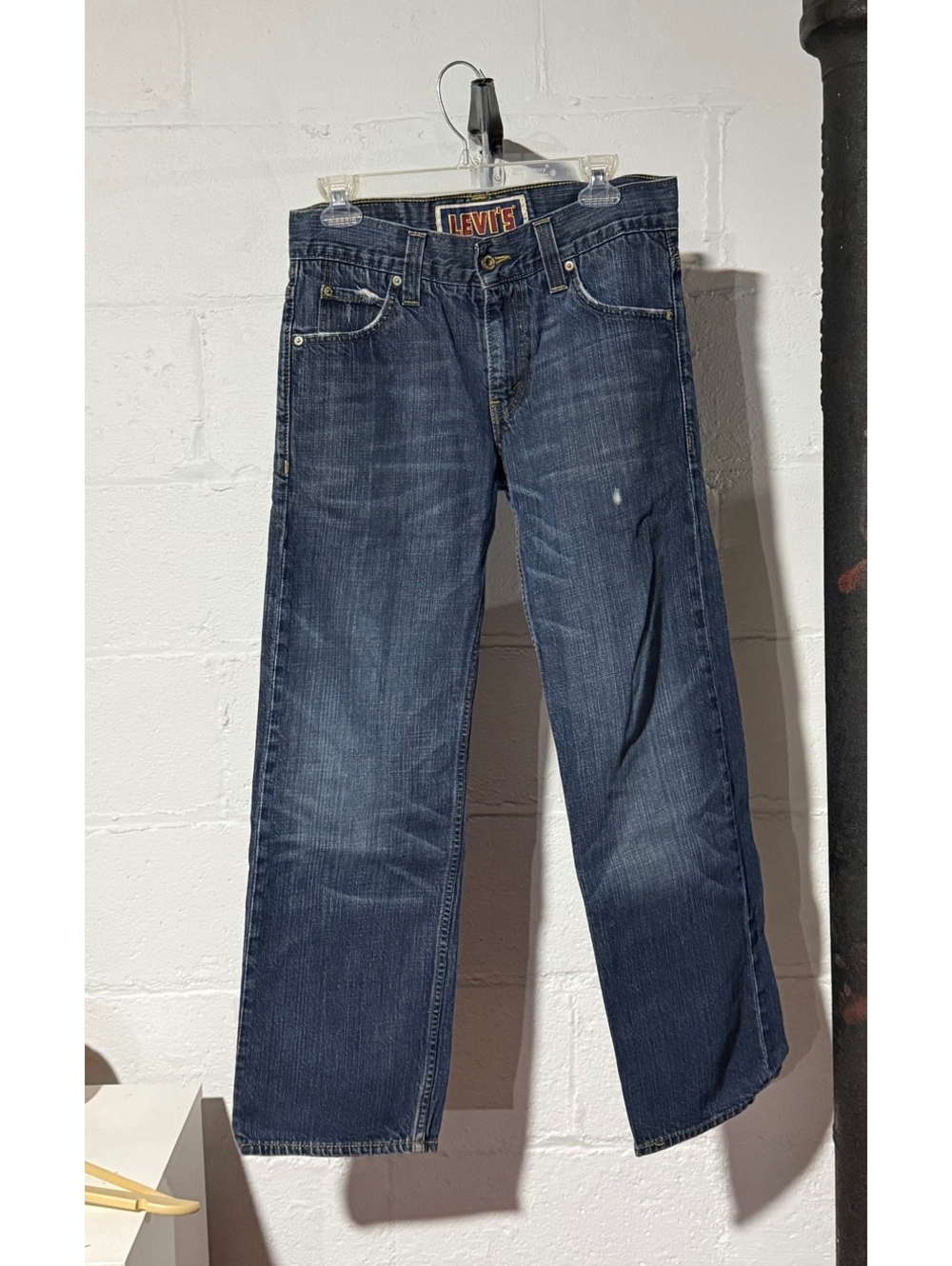 Vintage Levi’s low loose 549 dark wash 30x30 classic blue jeans